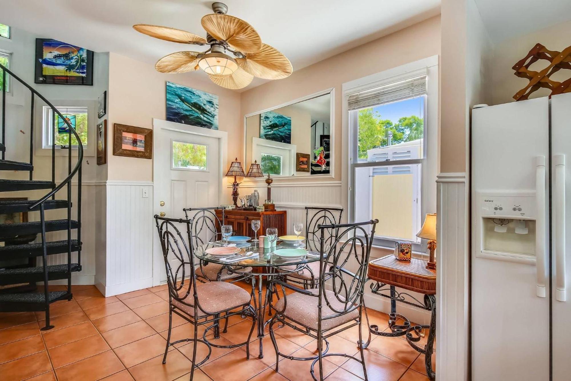 Land Of Love By Avantstay Pets Allowed Shared Pool Great Location Month Long Stays Only Key West Exterior photo