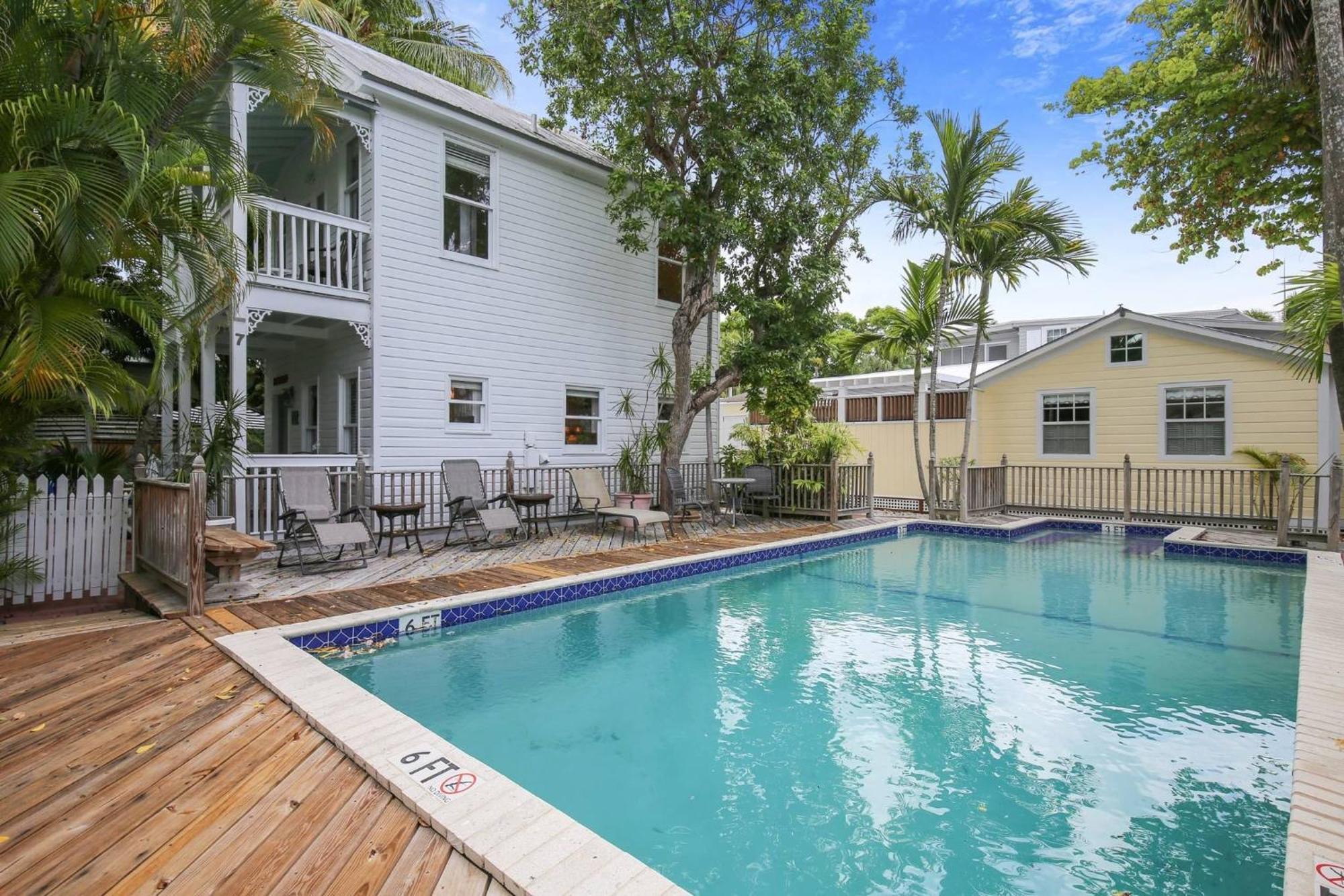 Land Of Love By Avantstay Pets Allowed Shared Pool Great Location Month Long Stays Only Key West Exterior photo